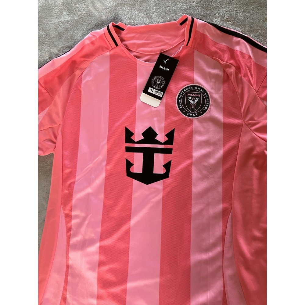Womens Inter Miami Pink Soccer Set Shirt And Shorts - Picture 5 of 12